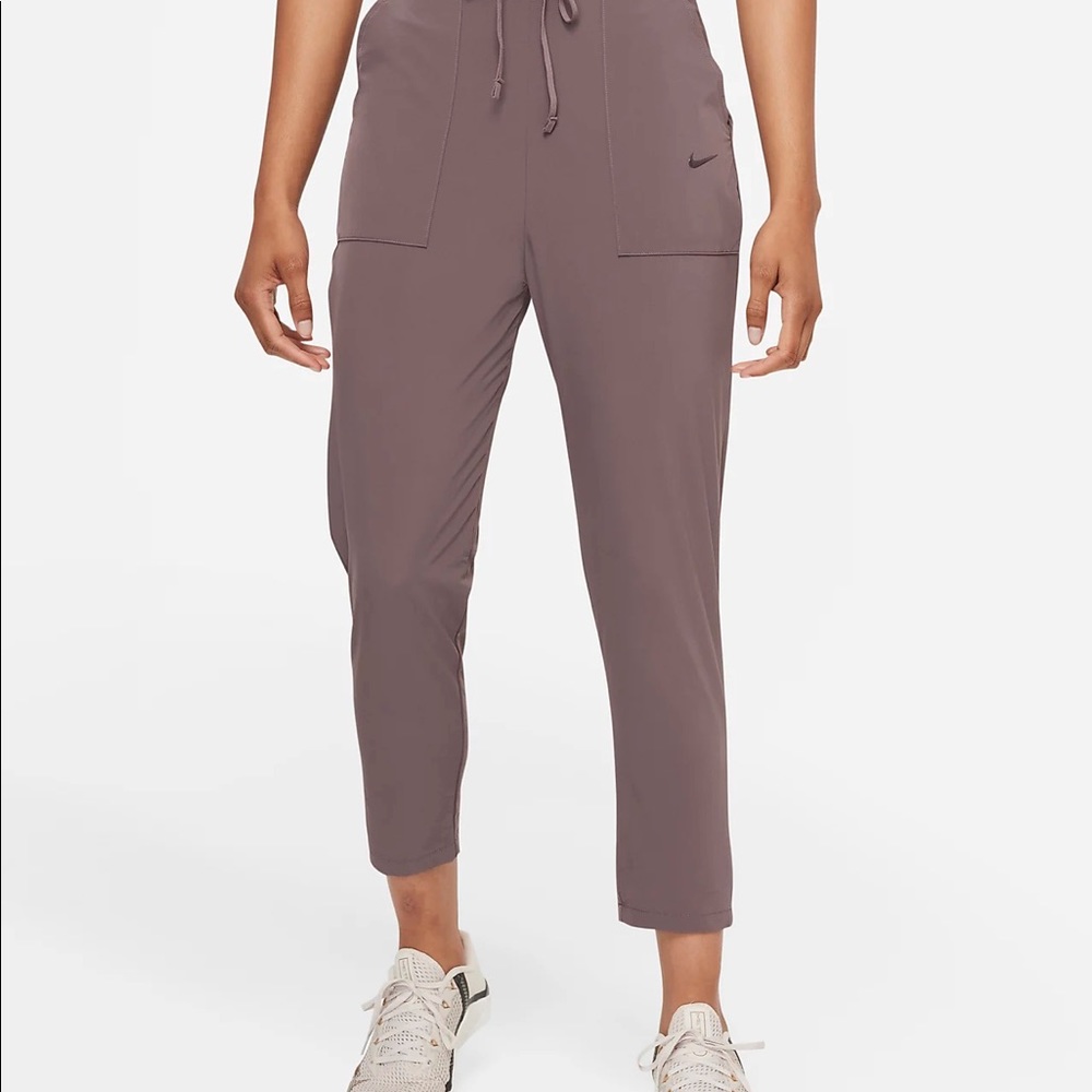 Selling nike pants